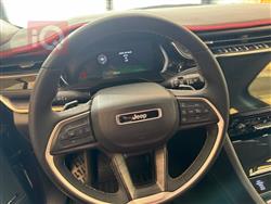 جیپ گراند شیرۆکی